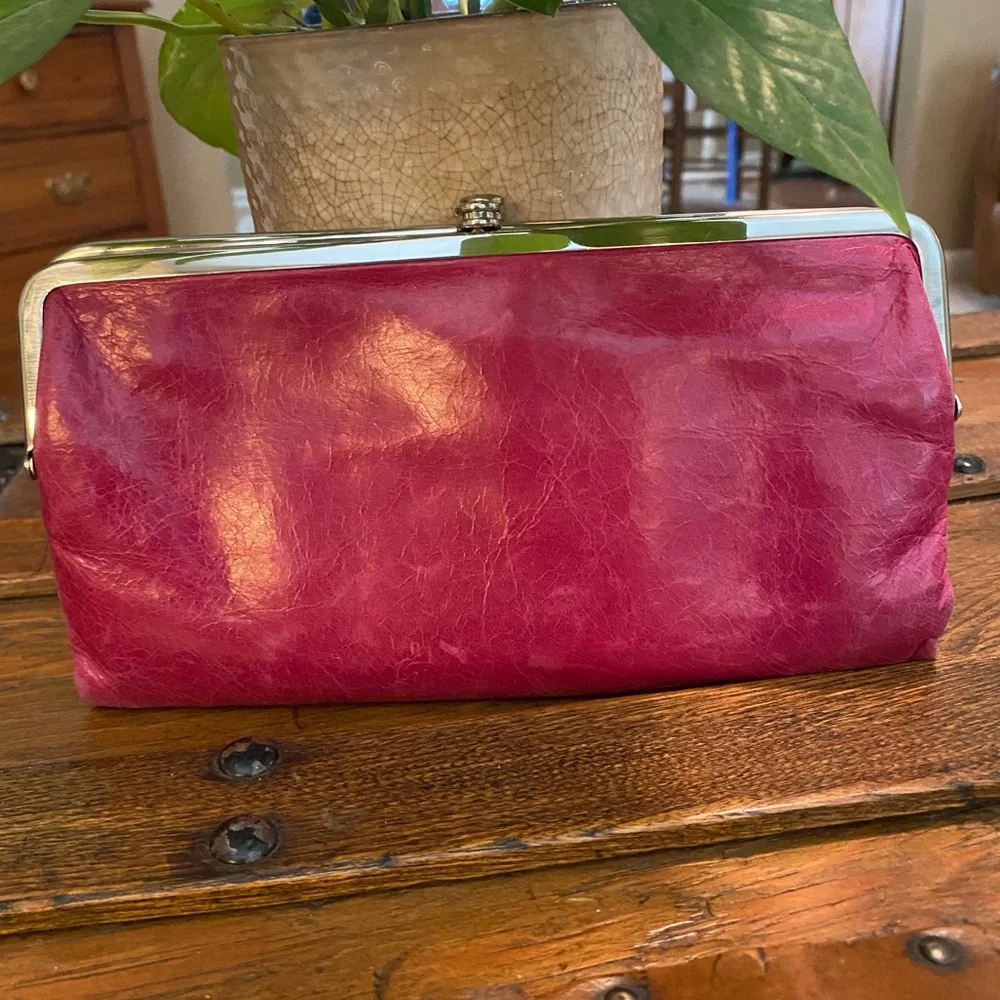 Hobo Lauren Wallet - Picture 2 of 7